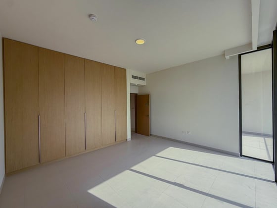 Luxury Villa | Rooftop Terrace | Panoramic Views, picture 8
