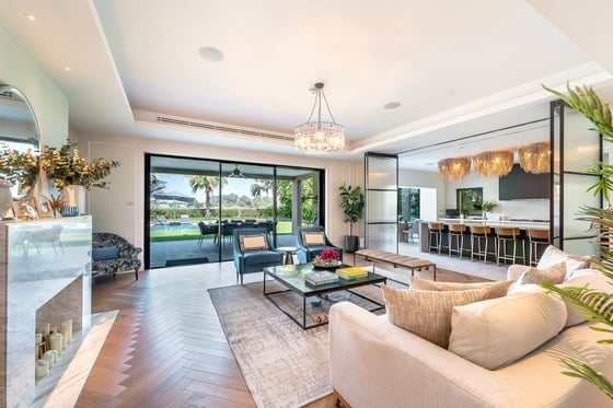 Fully Upgraded | Interior Designed | Triple Storey, picture 7