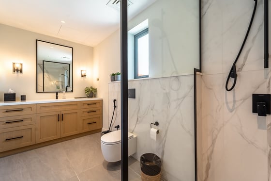 Fully Upgraded | Interior Designed | Triple Storey, picture 30