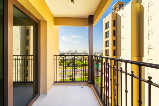 Vacant Unit with Burj Al Arab and Pool Views, picture 18