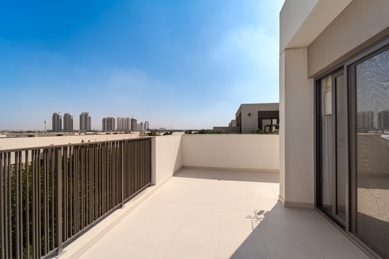 Prime Location | Big Layout | Twin Villa, picture 34