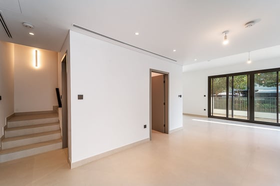 Prime Location | Big Layout | Twin Villa, picture 26