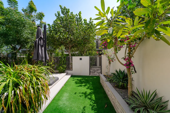 Prime Location | Big Layout | Twin Villa, picture 50