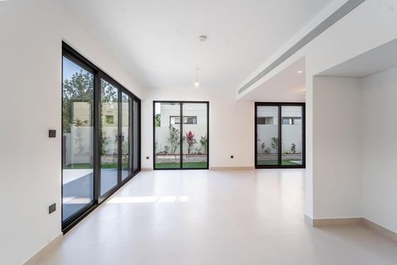 Prime Location | Big Layout | Twin Villa, picture 3