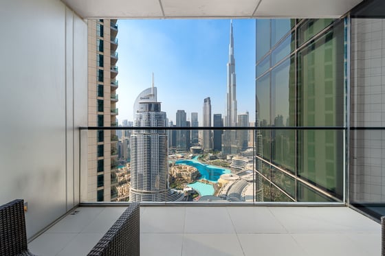 High Floor | Burj Khalifa View | Elegant Interiors, picture 2