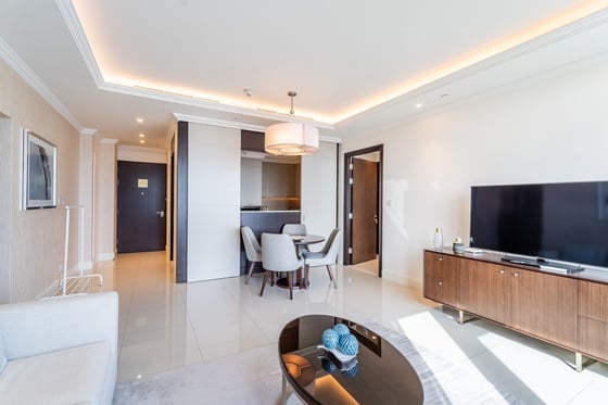 Luxury Furnished | Top Floor | Great View, picture 8
