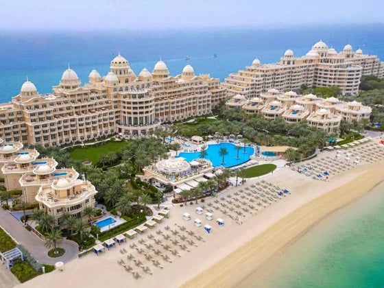 To Let | Beach Front | Palm and Skyline Views, picture 2
