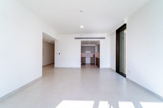 High-Floor Living with Stunning Lagoon Views, picture 8