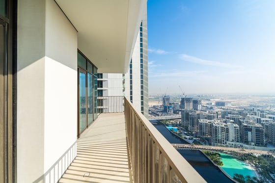High-Floor Living with Stunning Lagoon Views, picture 17