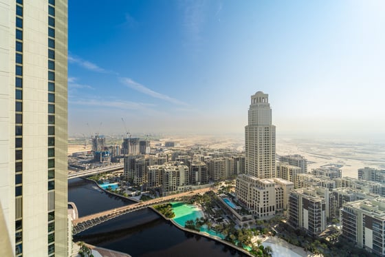 High-Floor Living with Stunning Lagoon Views, picture 1