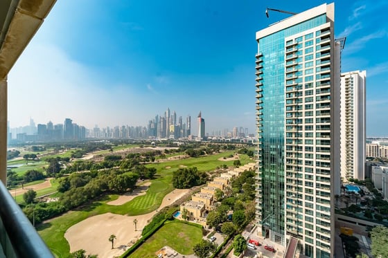 Elegant Unit with Golf and Lake Views..., picture 1
