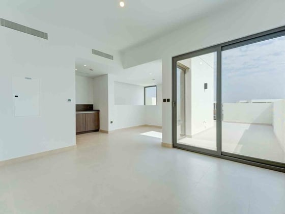 Private Community | Spacious | Unfurnished, picture 11