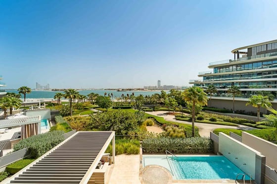Exclusive | Ultra Luxury | Palm and Beach View, picture 1