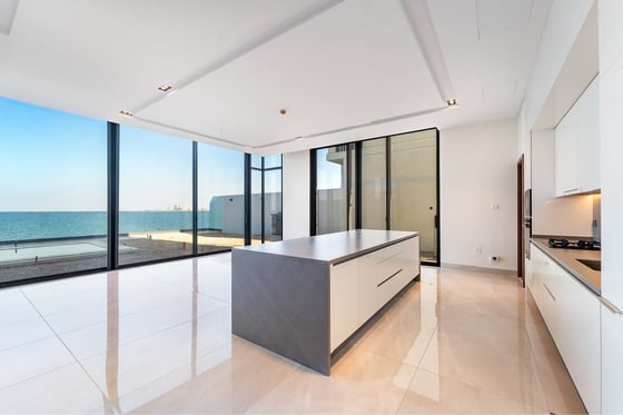 Luxury Villa with Full Sea and Casino Views, picture 4