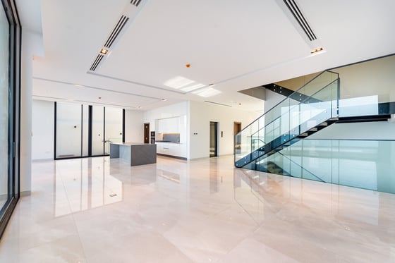 Luxury Villa with Full Sea and Casino Views, picture 6