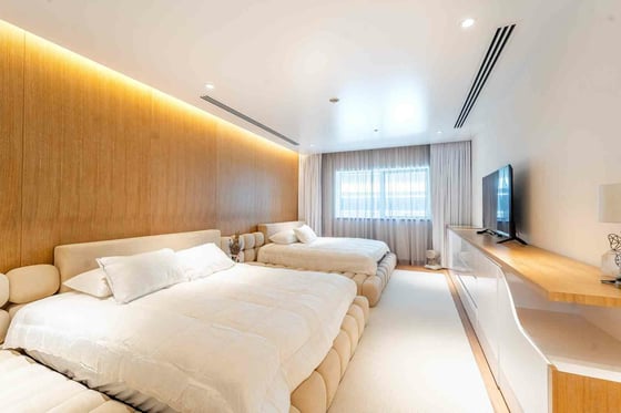 Spacious 3BR | Private Beach Access | Sea View, picture 17