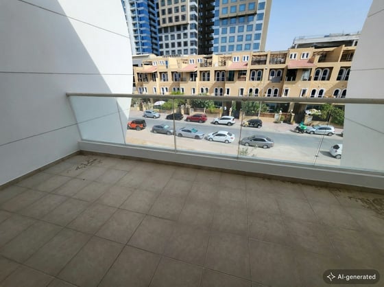 Vacant and Spacious | Ready to Move In.., picture 2
