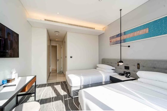 Luxuriously Furnished with Stunning Sea Views, picture 14