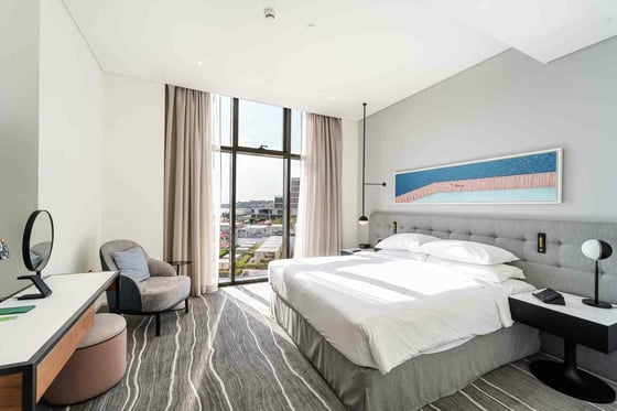 Luxuriously Furnished with Stunning Sea Views, picture 16