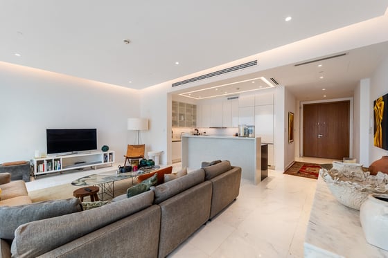 High Floor with Full Sea and Dubai Ain Views, picture 8