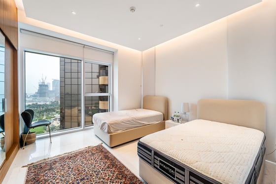 High Floor with Full Sea and Dubai Ain Views, picture 12