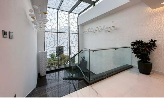 Custom Built Villa | Ample Space | Billionaire Row, picture 9