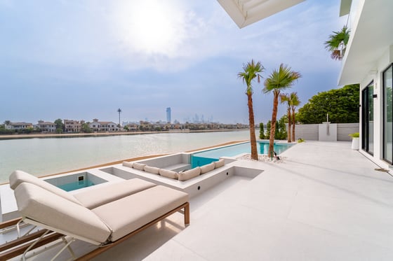 Upgraded Garden Home with Private Beach Access, picture 2