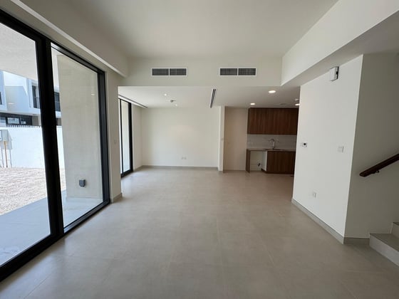 3Bed + Maid | Brand New | Tenanted Until June, picture 5