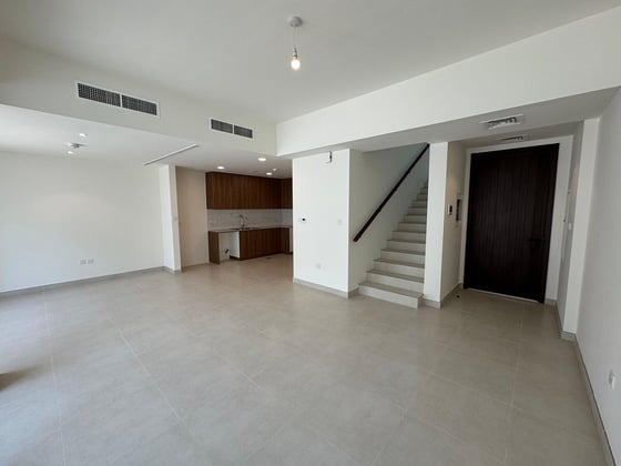 3Bed + Maid | Brand New | Tenanted Until June, picture 1