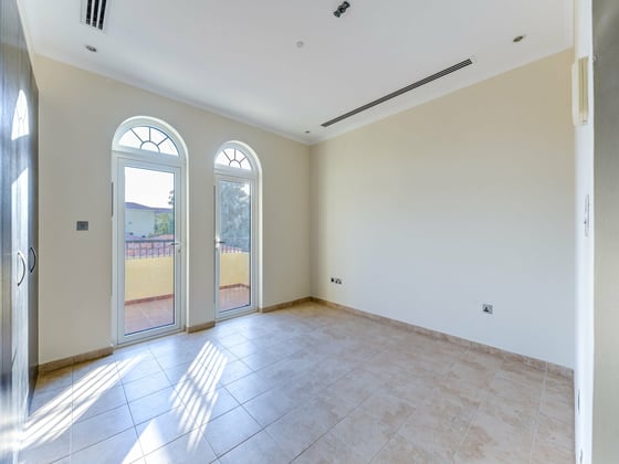 Ready to Move In | Large Plot | Landscaped, picture 15