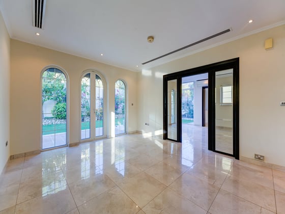 Ready to Move In | Large Plot | Landscaped, picture 3