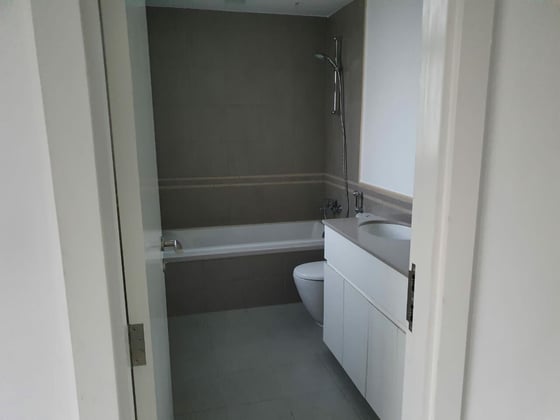Single Row | Great View From Garden | Tenanted, picture 10