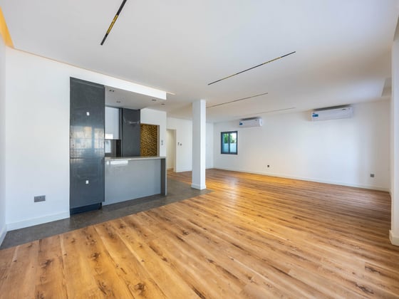 6 Bedrooms | Maid outbuilding | Modern Finish, picture 4