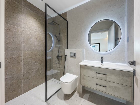 6 Bedrooms | Maid outbuilding | Modern Finish, picture 11