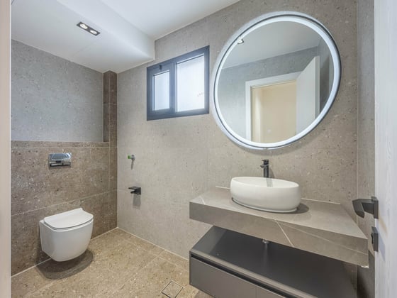 6 Bedrooms | Maid outbuilding | Modern Finish, picture 7