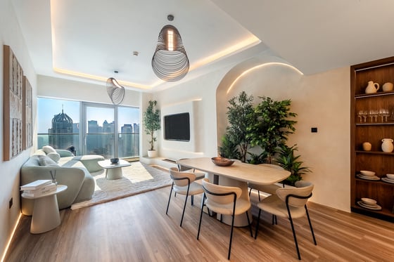 Quality Finishes  | Renovated  | Full Marina view, picture 2