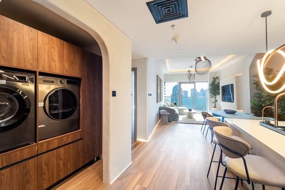 Quality Finishes  | Renovated  | Full Marina view, picture 5