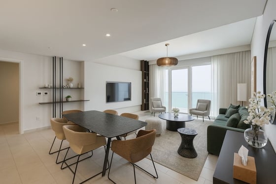 Fully Furnished | Private Beach | Dubai Eye View, picture 4
