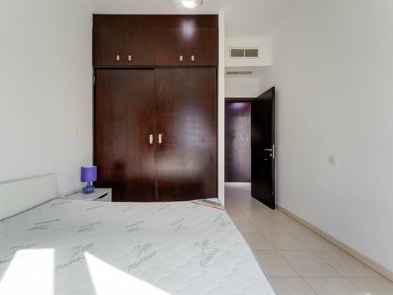 Spacious  | Fully Furnished | Prime Metro Location, picture 15