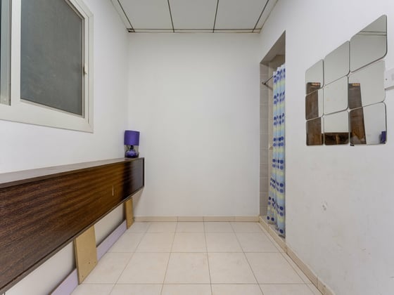Spacious  | Fully Furnished | Prime Metro Location, picture 17
