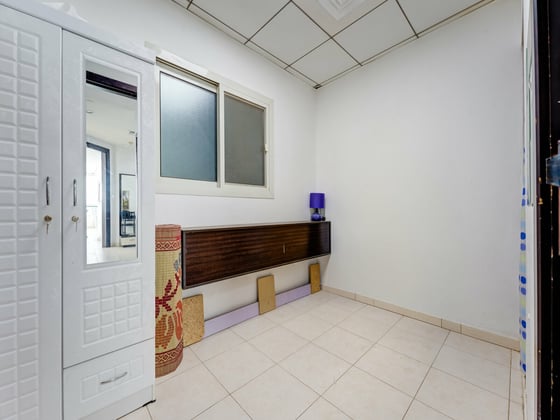 Spacious  | Fully Furnished | Prime Metro Location, picture 16