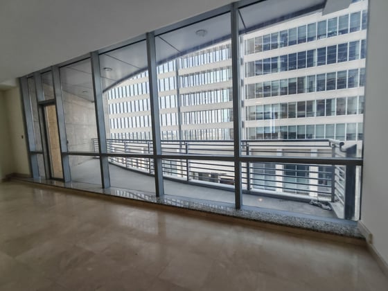 Simplex | Low Floor | DIFC View | Vacant, picture 1