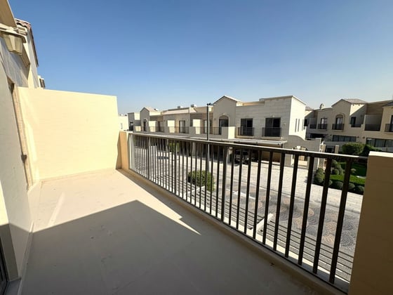 Community View | Modern Design | Single Row, picture 13