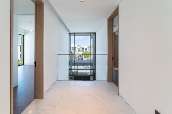 Vacant | Private Location | Fully Upgraded + Pool, picture 16