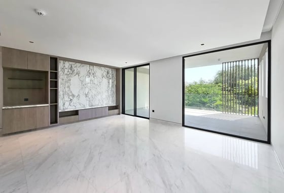 Vacant | Private Location | Fully Upgraded + Pool, picture 12