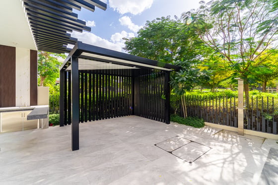 Vacant | Private Location | Fully Upgraded + Pool, picture 25