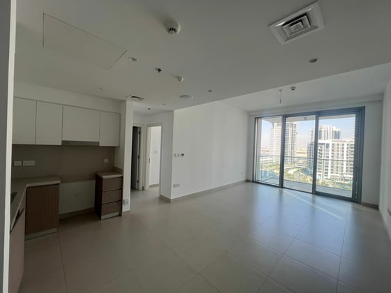 Community View | Large Layout | Vacant.., picture 1