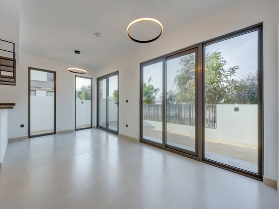 Prime Location | Brand New | Close to Amenities, picture 6