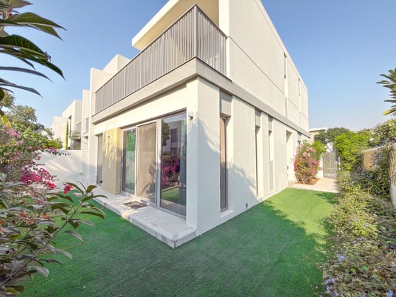 Corner Plot | Fully Furnished | Landscaped Garden, picture 1