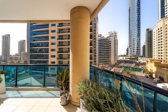 Large Layout | Great Location | Marina Views, picture 19